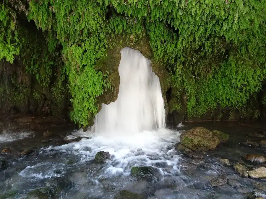 Aladağ Küp Şelalesi