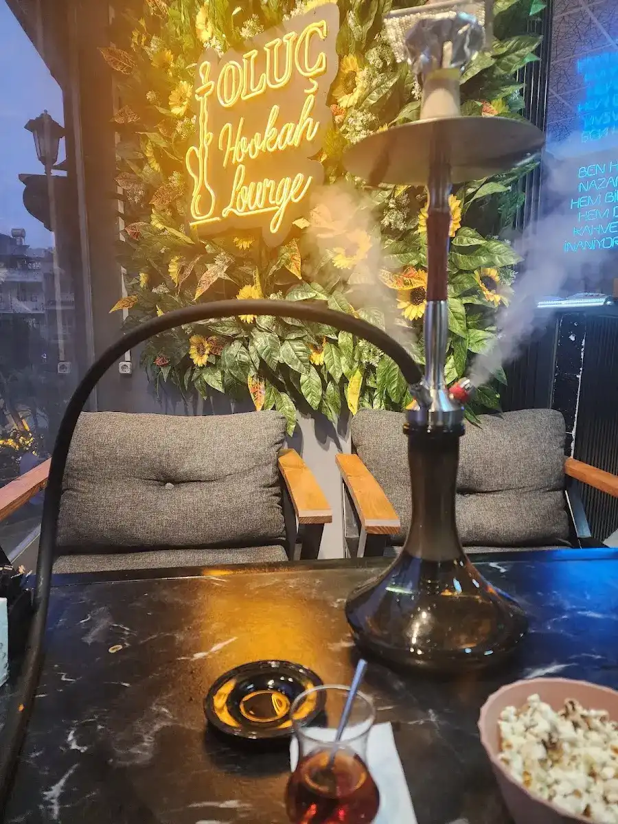 OLUÇ HOOKAH LOUNGE