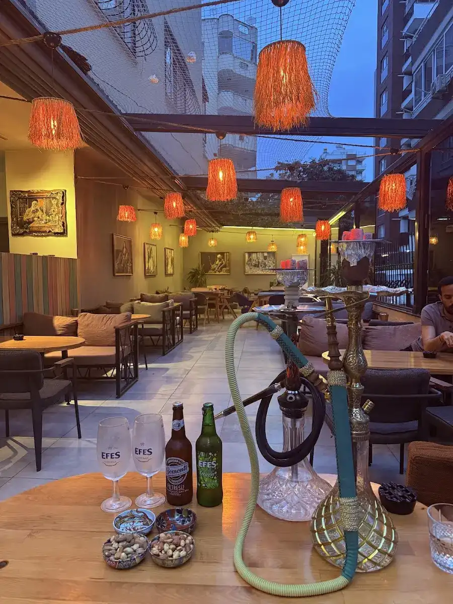 X PUB - HOOKAH