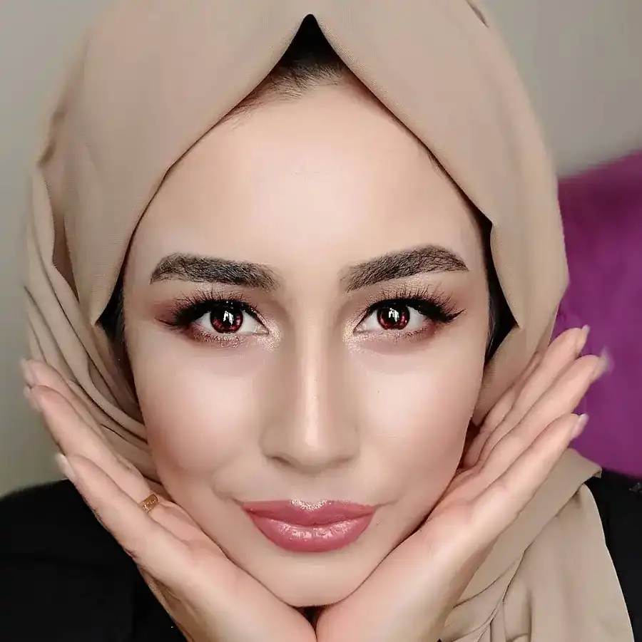 Kübra Eser MAKEUP STUDİO ve GUZELLİK SALONU fotoğraf 2