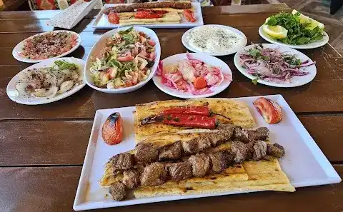 Varda Çardak Cafe Restaurant fotoğraf 2