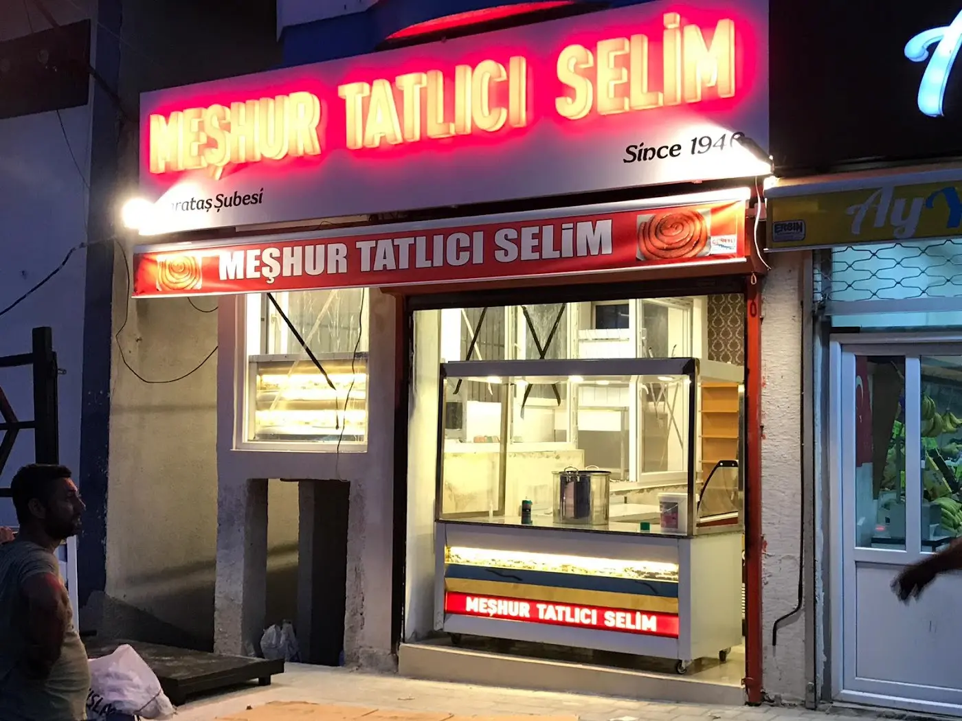 Meşhur tatlıcı Selim