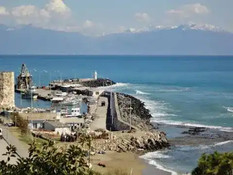 Yumurtalık Plajı