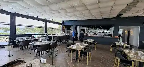 Maki Roof