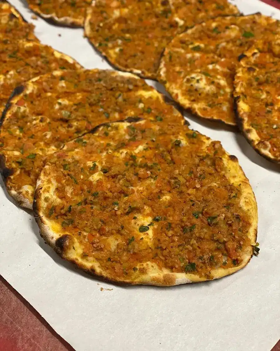 Cahit Lahmacun Ve Etli Pide fotoğraf 2