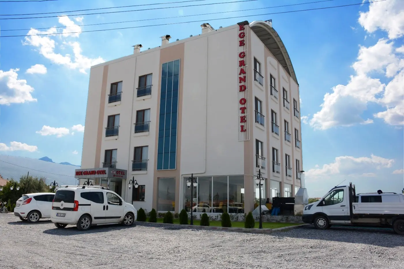 EGE GRAND OTEL