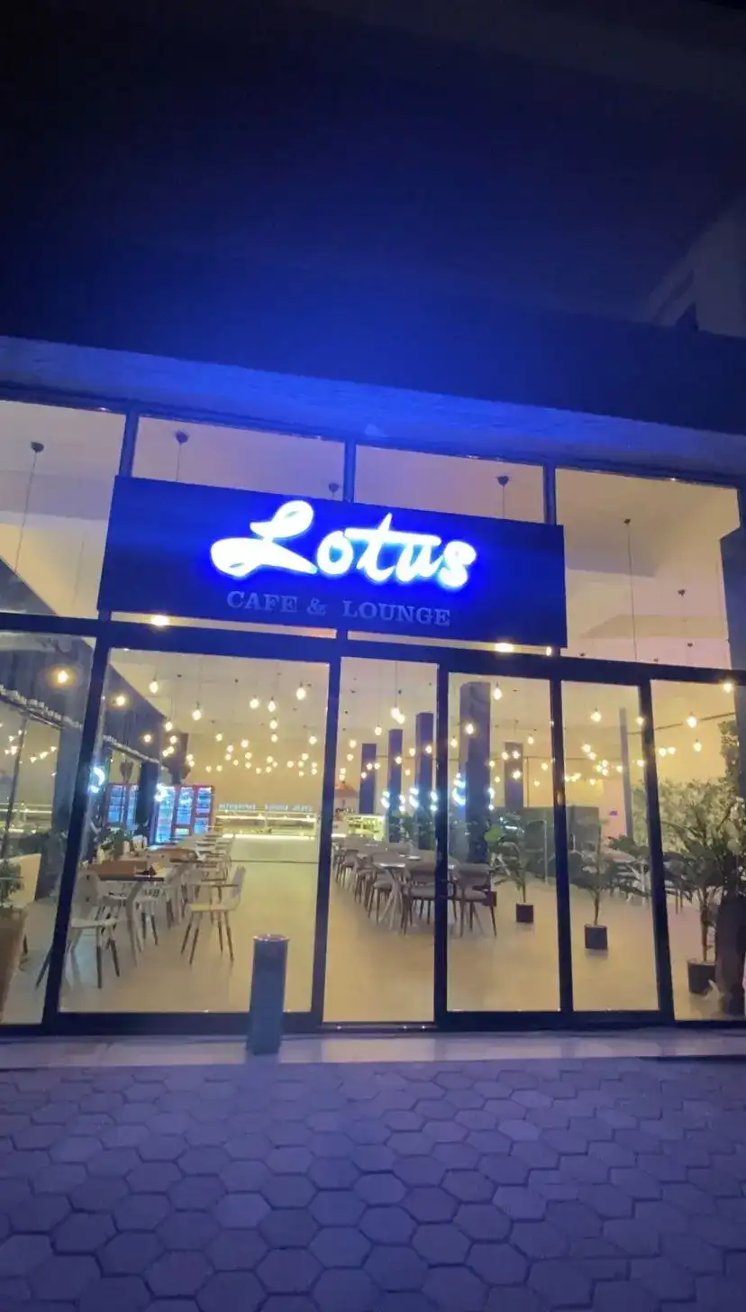 Lotus Cafe & Lounge