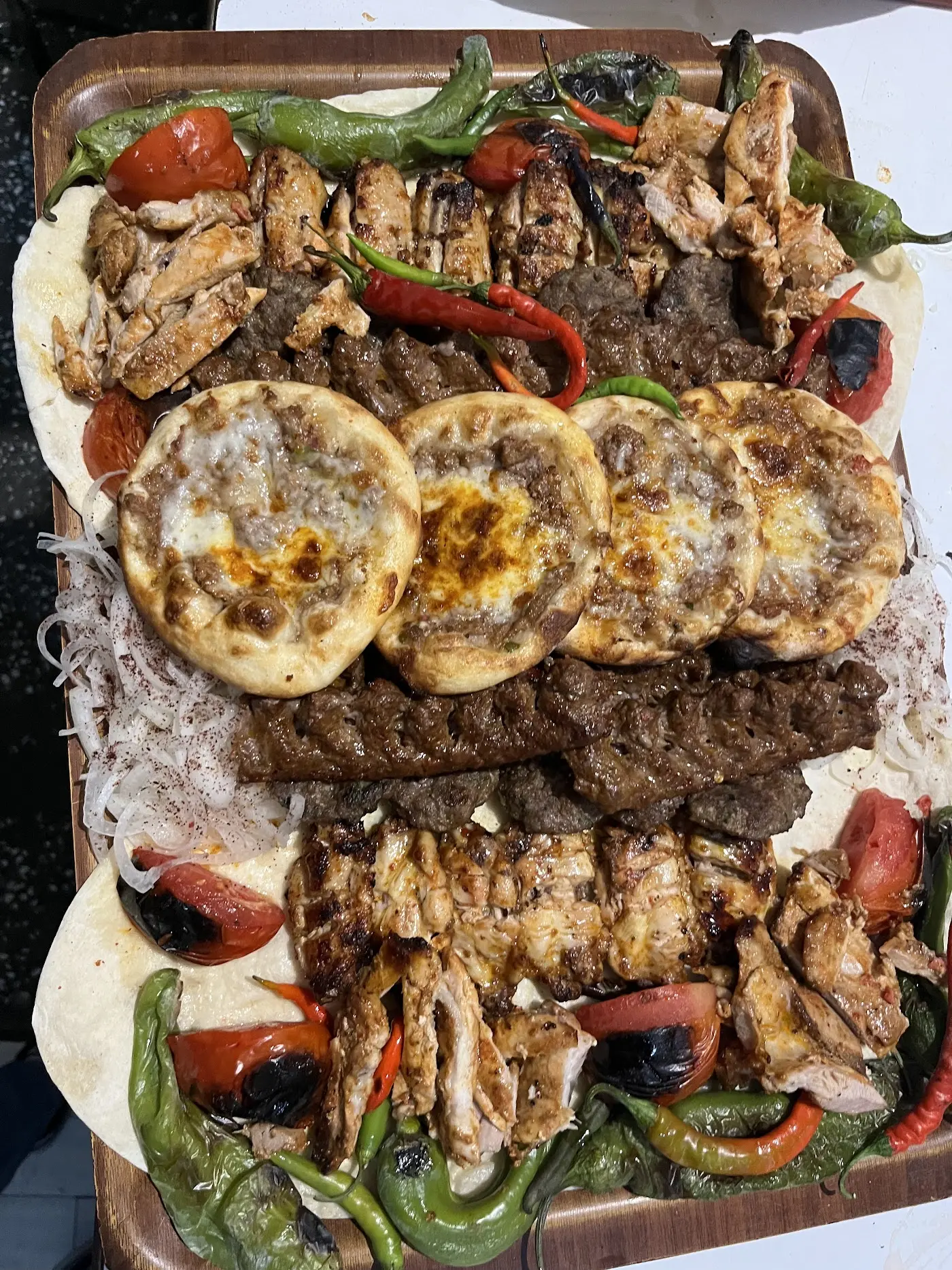 LOKUMCU ENVER USTA PİDE VE KEBAP fotoğraf 2