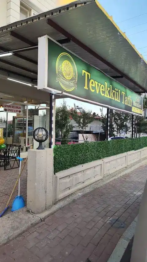 Afyon Tatlıcı Tevekkül Tatlı ve Unlu Mamülleri