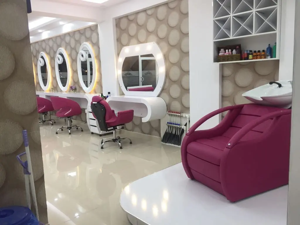 Reina Asrın Coiffeur & Güzellik Salonu