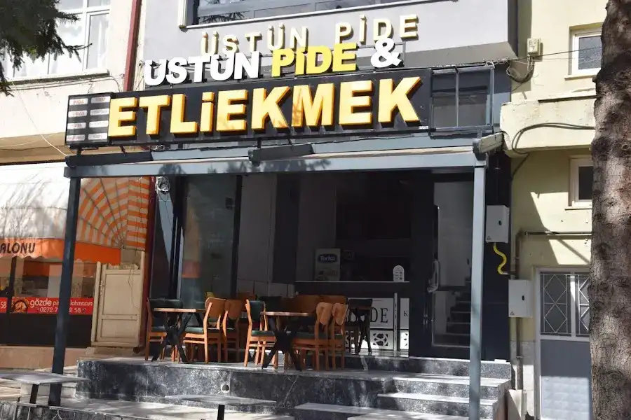 ŞUHUT ÜSTÜN PİDE LAHMACUN SALONU