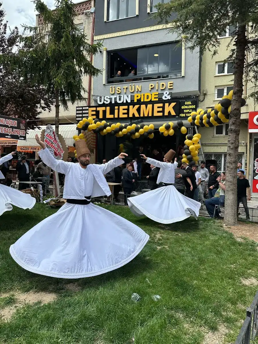 ŞUHUT ÜSTÜN PİDE LAHMACUN SALONU fotoğraf 3