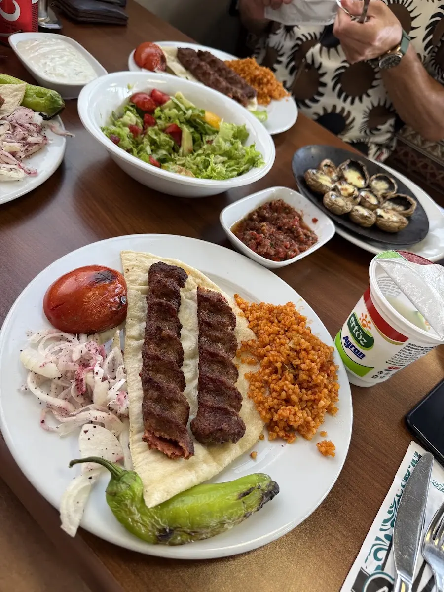 Altınova Pide Kebap Salonu fotoğraf 3