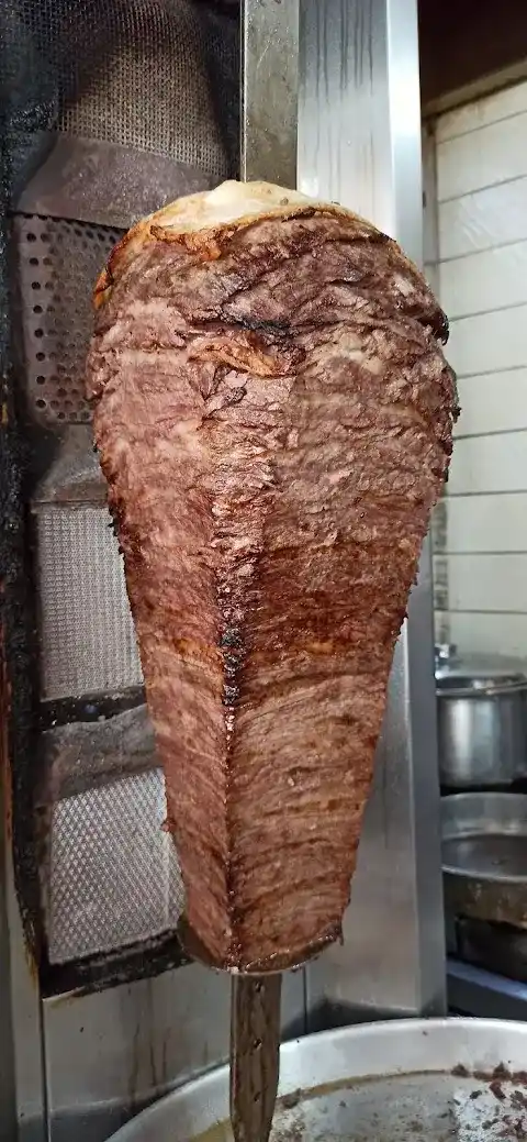 Avşaroğlu Pide Kebap ve Döner Salonu fotoğraf 3
