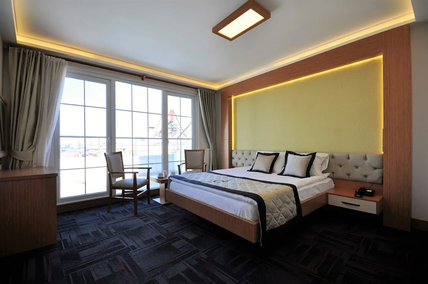 DOUBLE COMFORT HOTEL fotoğraf 2