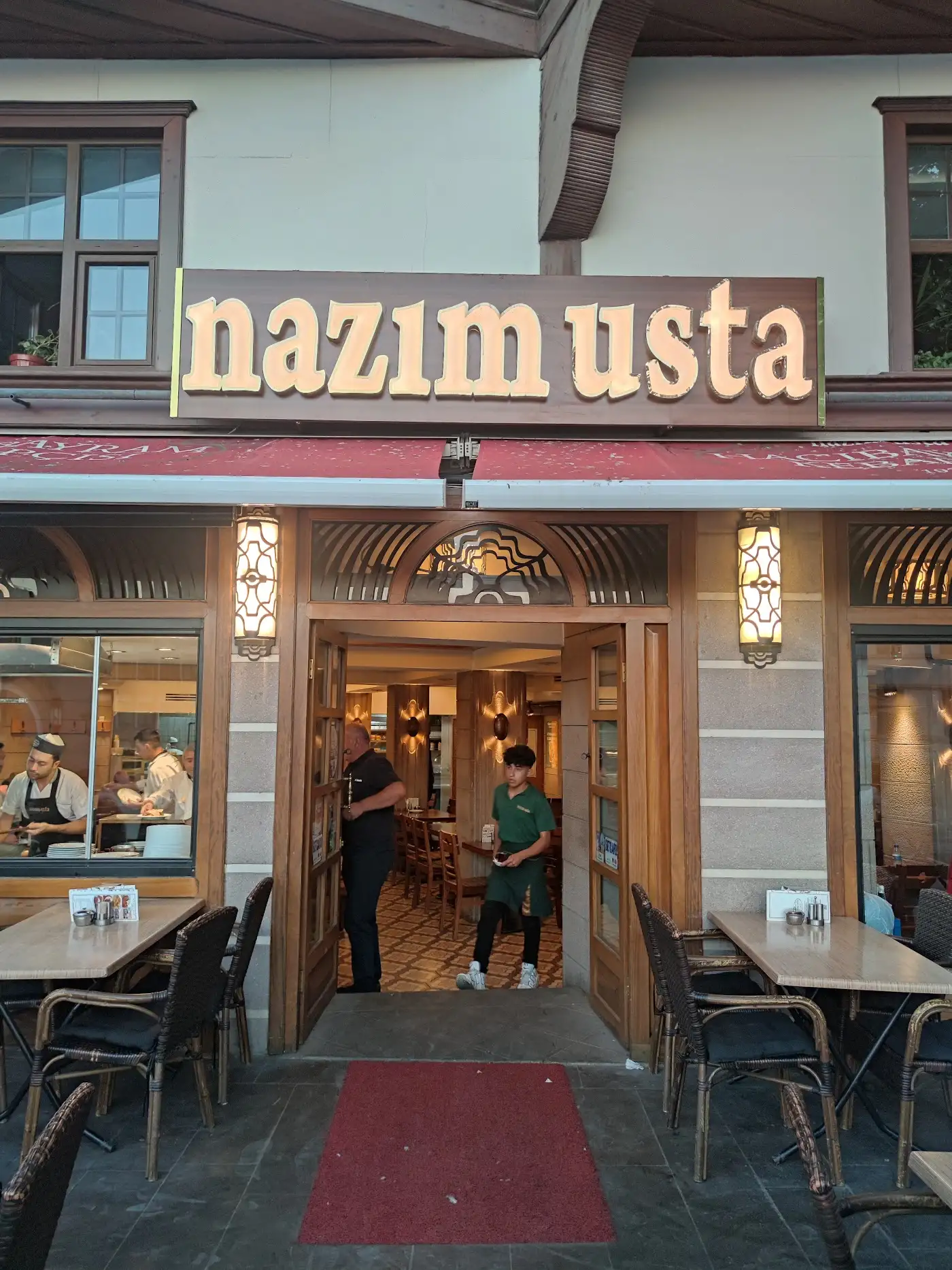 Nazım Usta Hacıbayram Kebapçısı