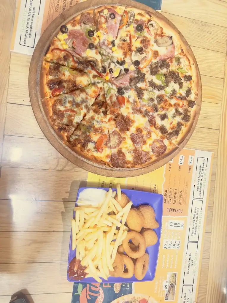 Turunch Pizza Cafe