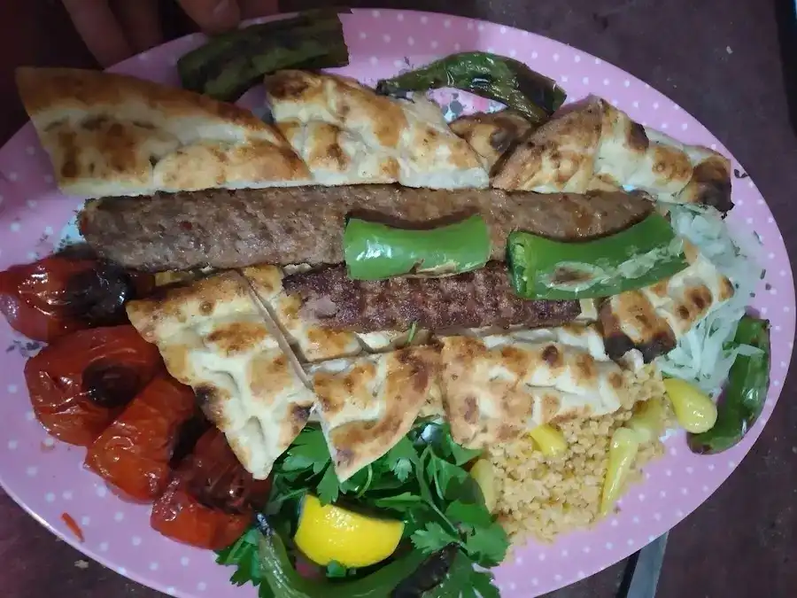 Yeni Bahçeli Kebap Salonu