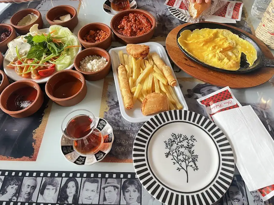 Yeşilçam Turkuaz Bahçe fotoğraf 2