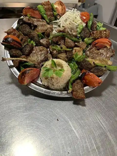 Bahçeli Kardeşler Lokantası fotoğraf 2