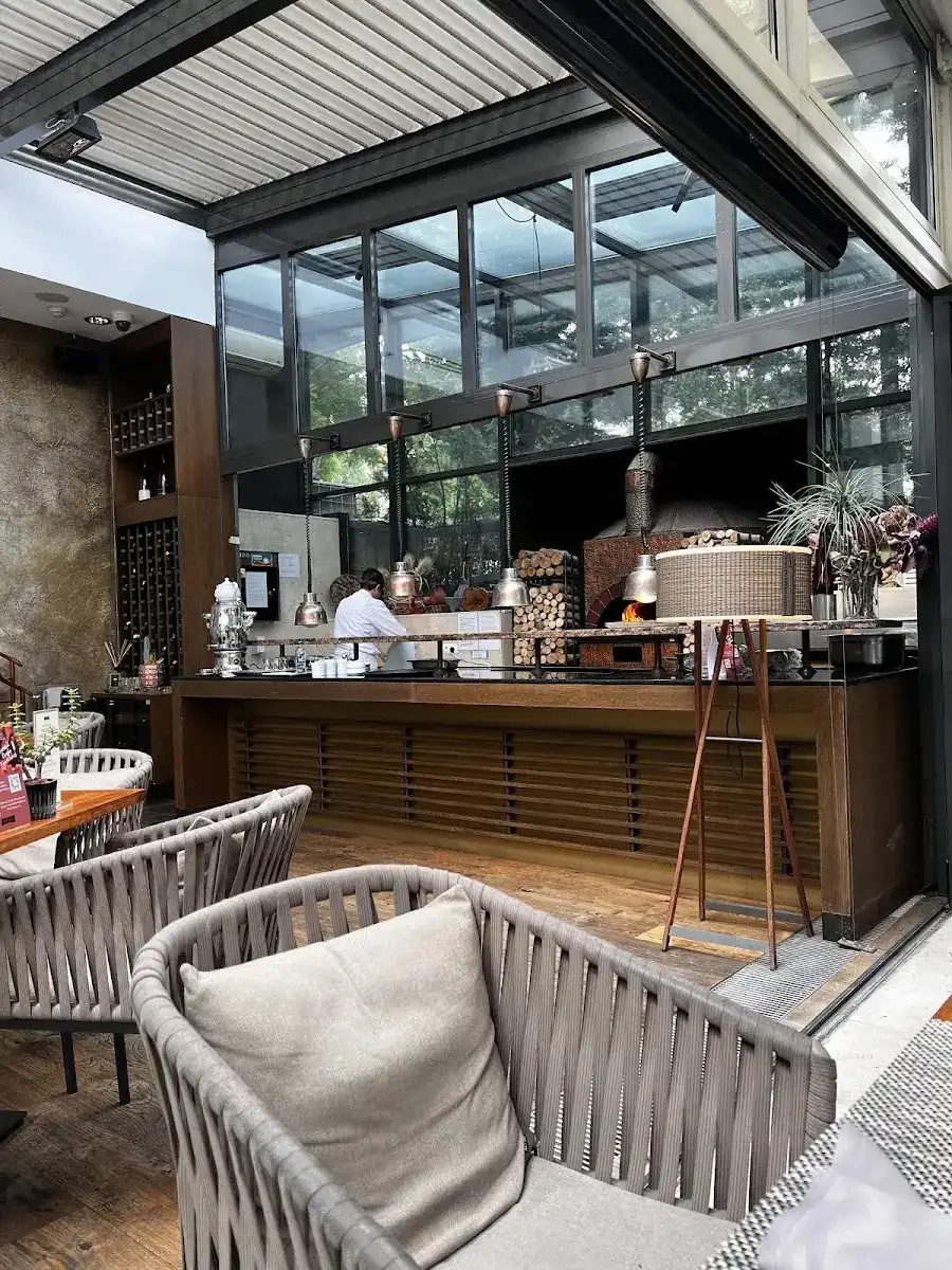 Aruni Restaurant & Bar fotoğraf 3