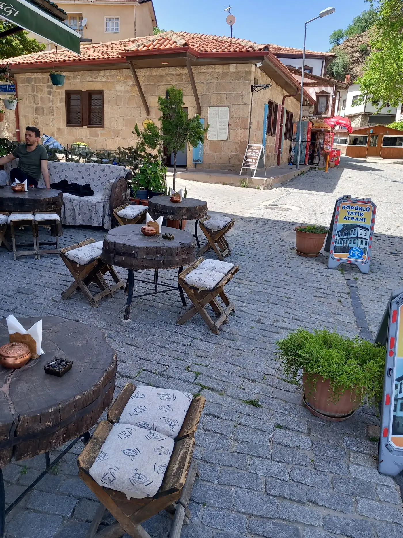 Mevaların Konağı