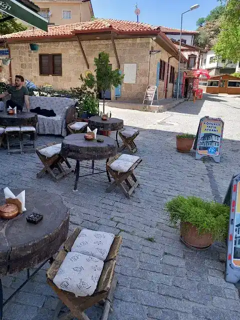 Mevaların Konağı