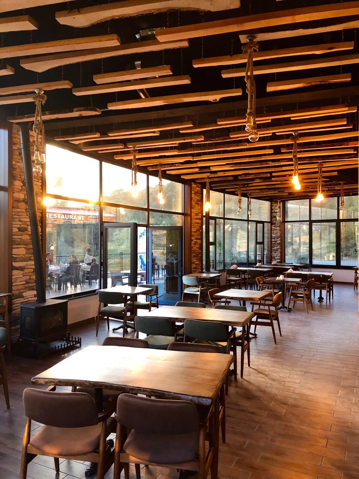 Yukarı Restaurant
