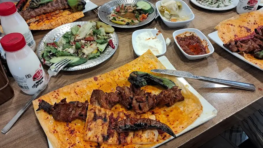 Bayram Usta Yaprak Kebap Çukurambar fotoğraf 2