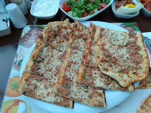 Damak Pide Kebap Çankaya Kebap Pide Izgara Lahmacun fotoğraf 2