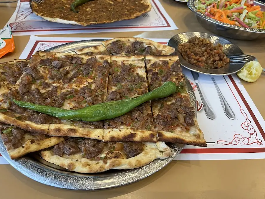 DEDEM PİDE KEBAP LAHMACUN SALONU