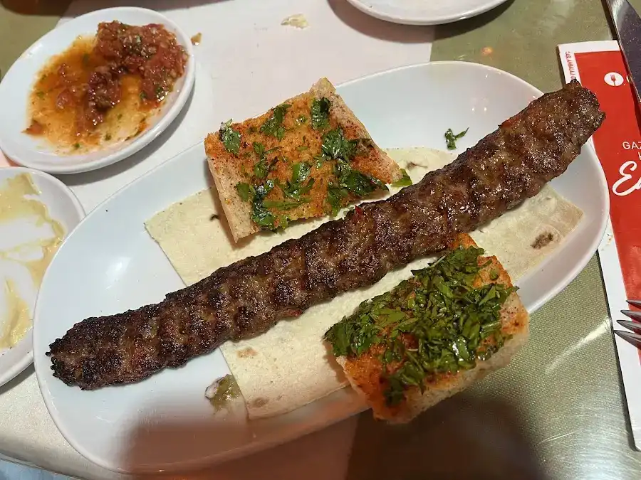 Gaziantepli Kebapçı Erkan Ustanın Yeri fotoğraf 3