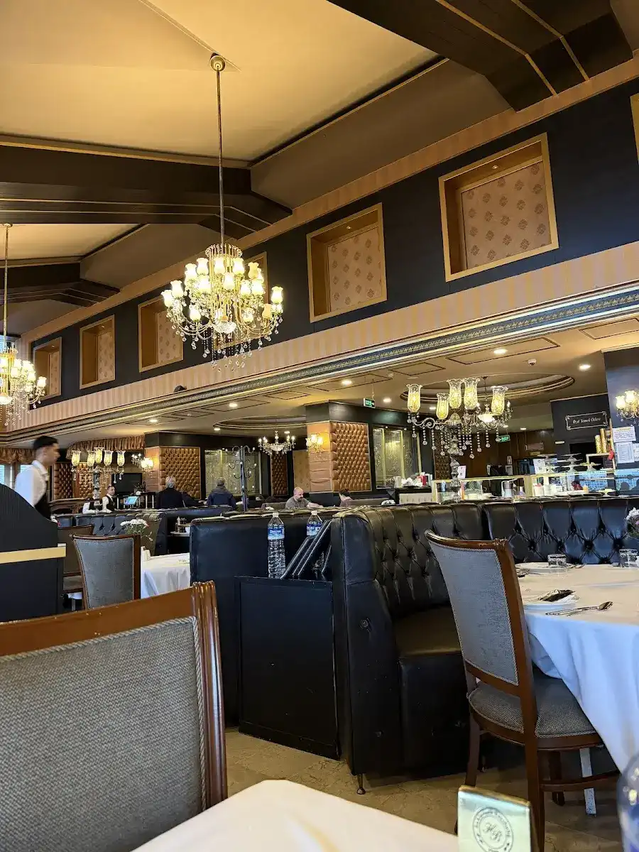 Hacıbaba Gaziantep Mutfağı Merkez Restoranı - Baklavacı Hacıbaba A.Ş. fotoğraf 2