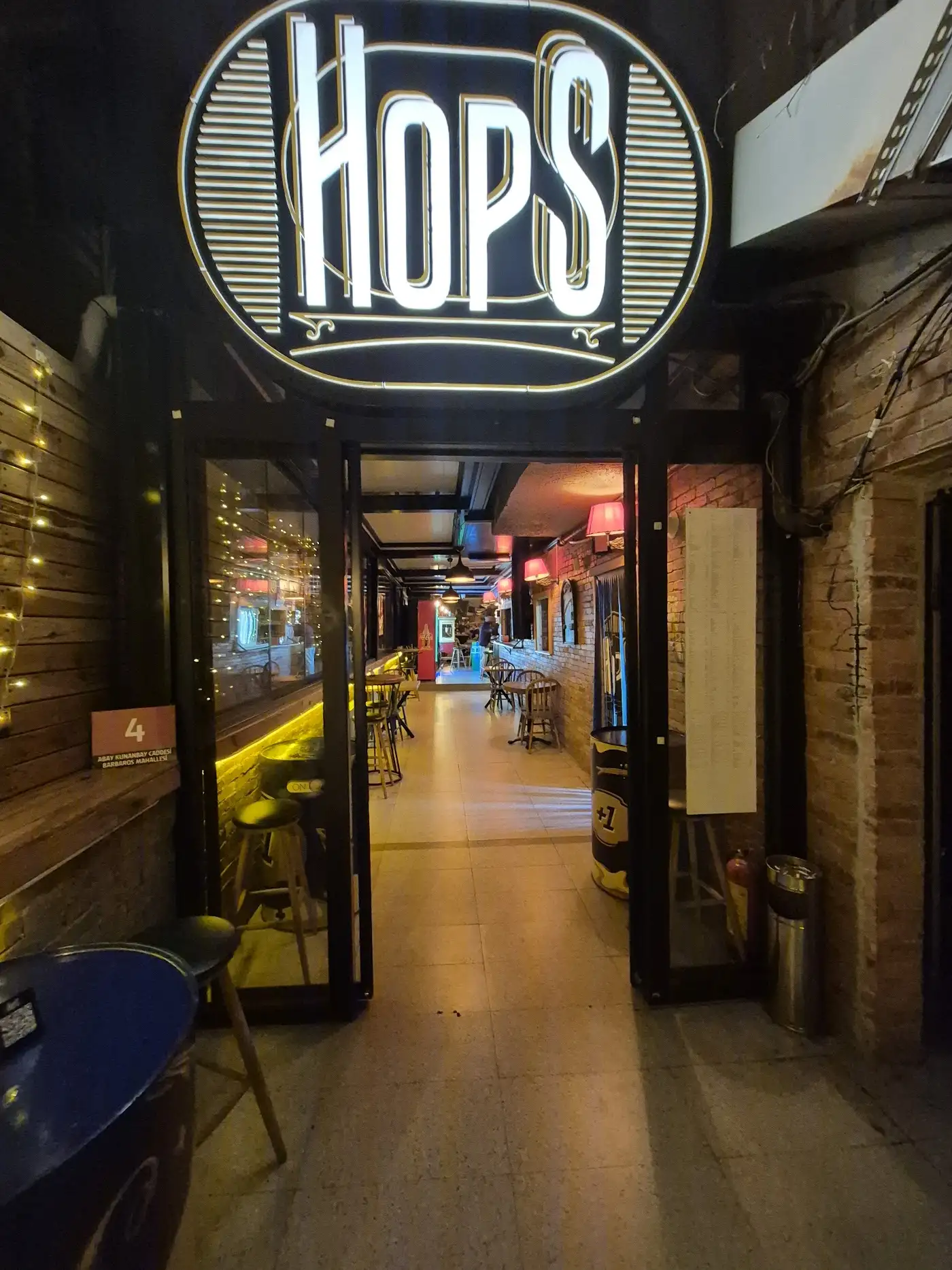 HOPS Pub
