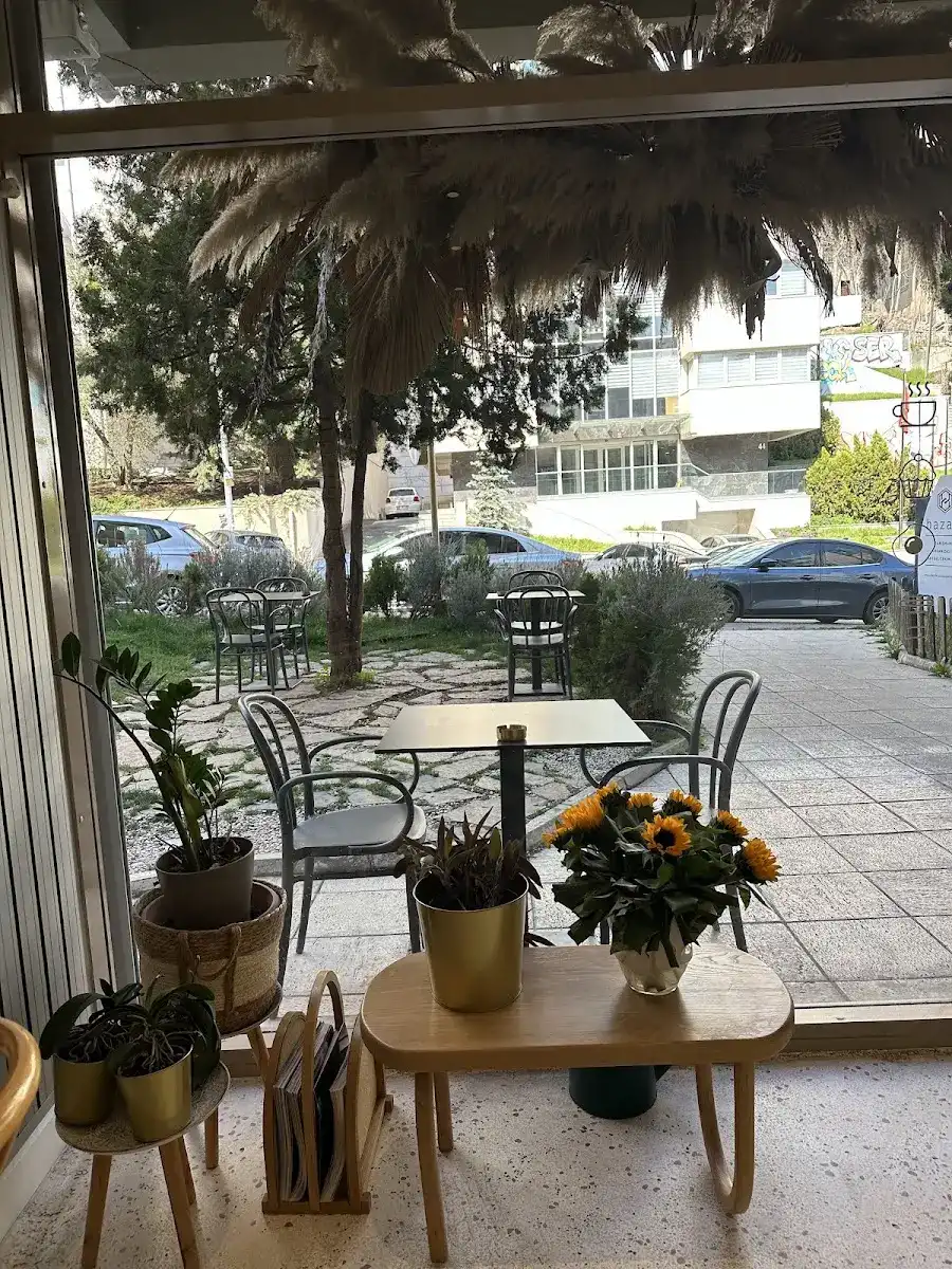 Leni Artisan Cafe fotoğraf 2