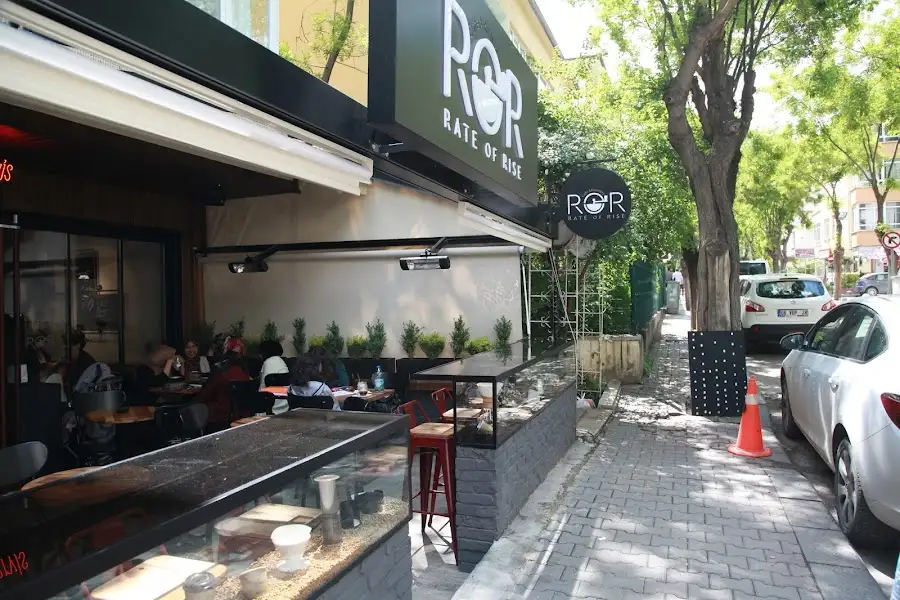 ROR Cafe & Roastery