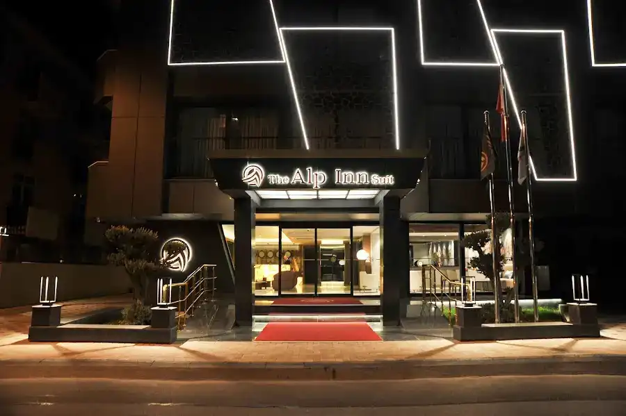 The Alpfine Otel
