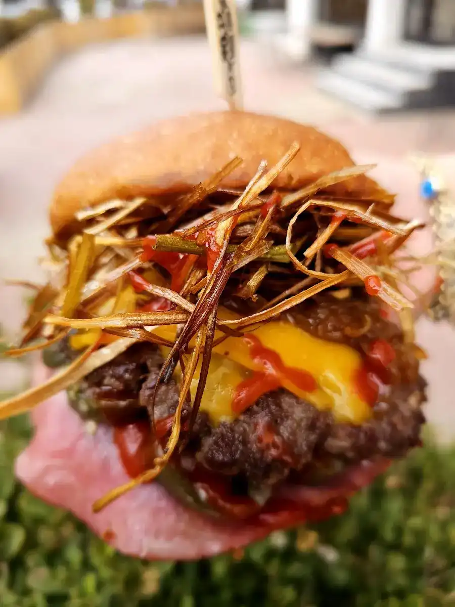 No.13 Burger and Pizza