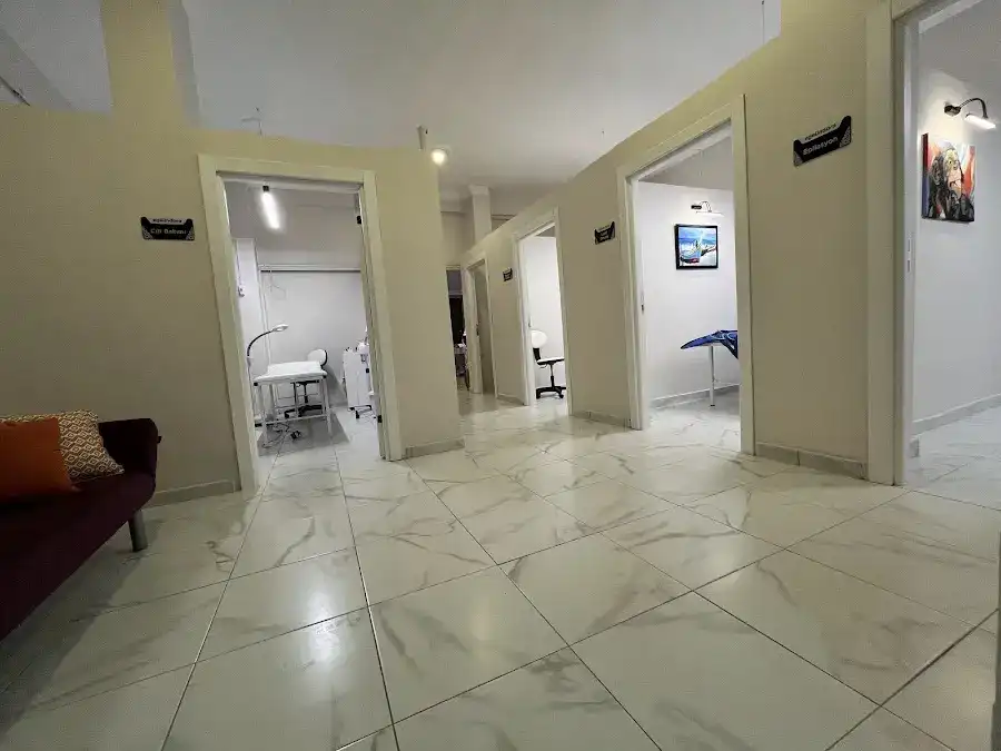 ankara egeündora güzellik salonu & protez tırnak stüdyo fotoğraf 3