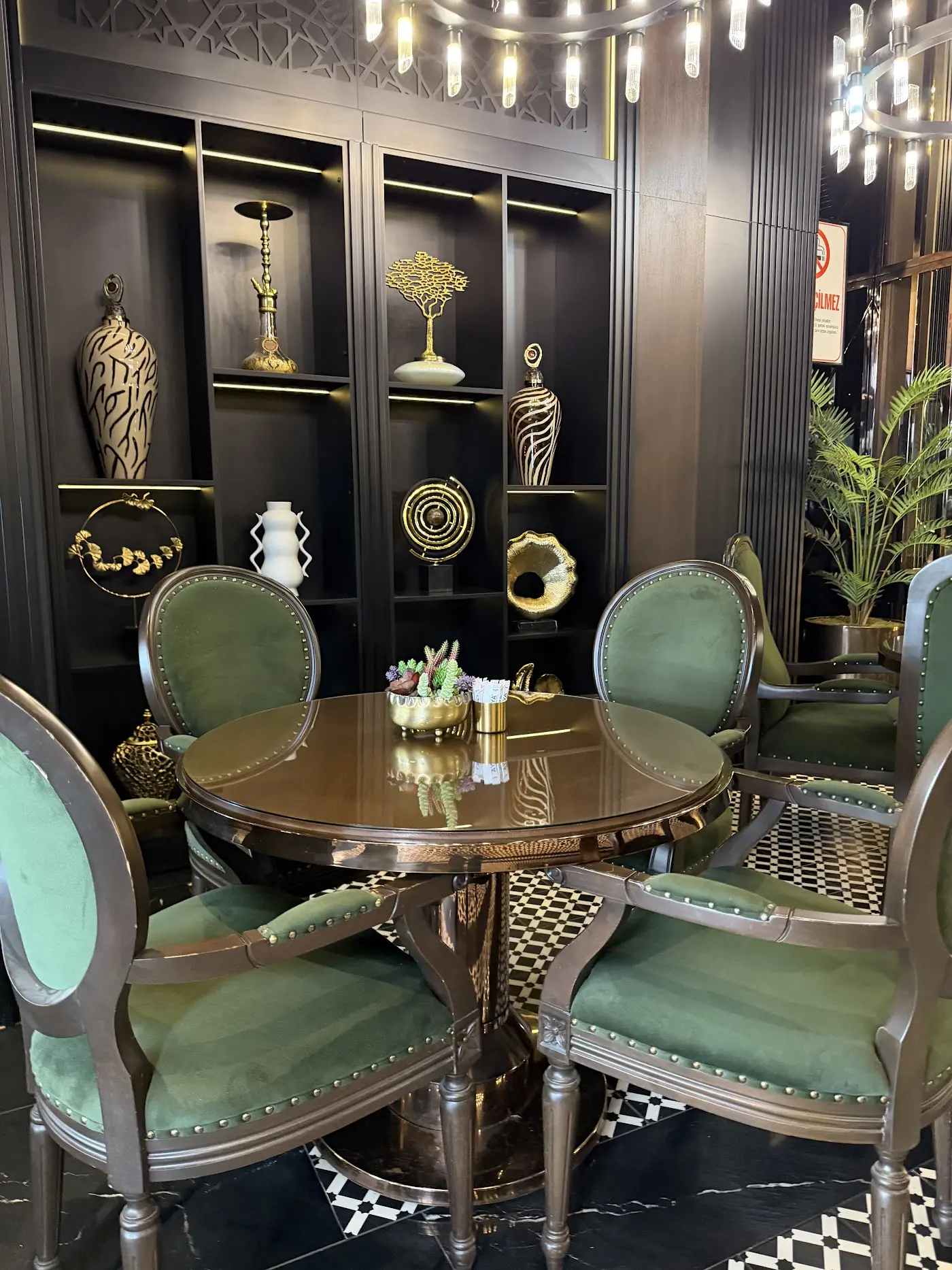 Florya Lounge