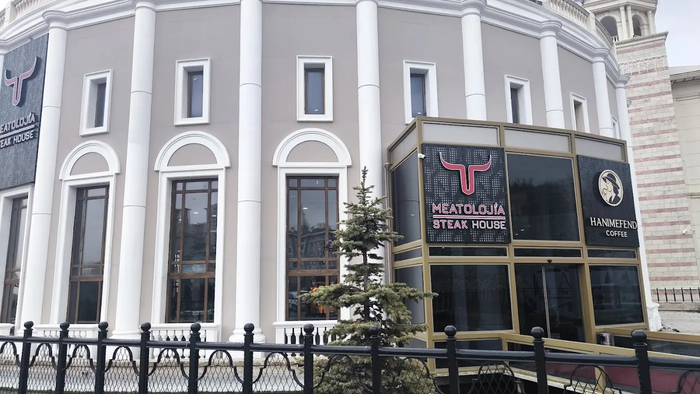 Meatolojia Steak House
