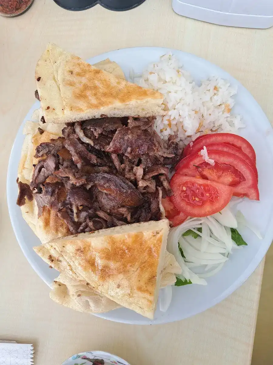 özyörem pide ve kebap salonu