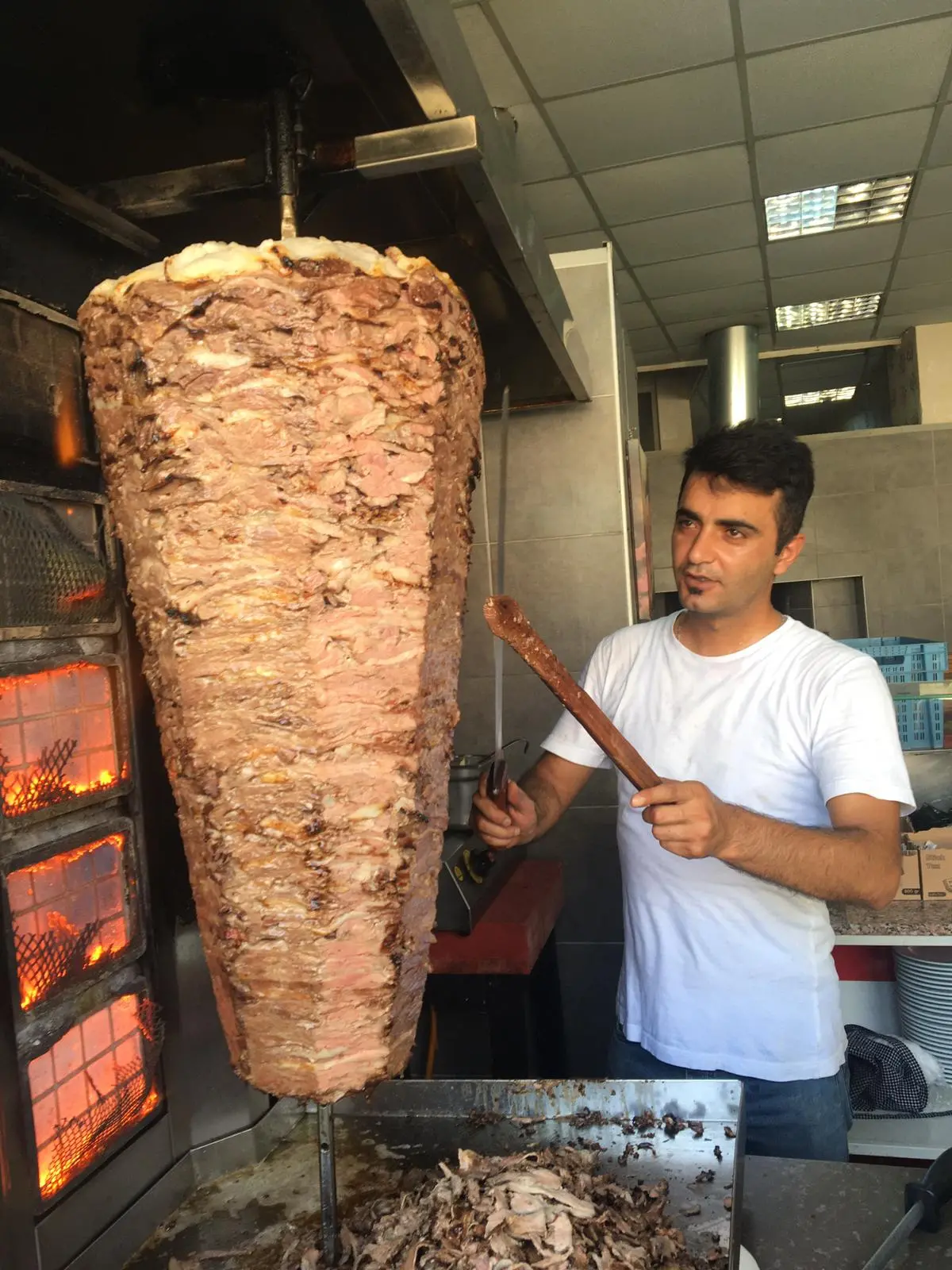Cömert Usta Bol Döner fotoğraf 3