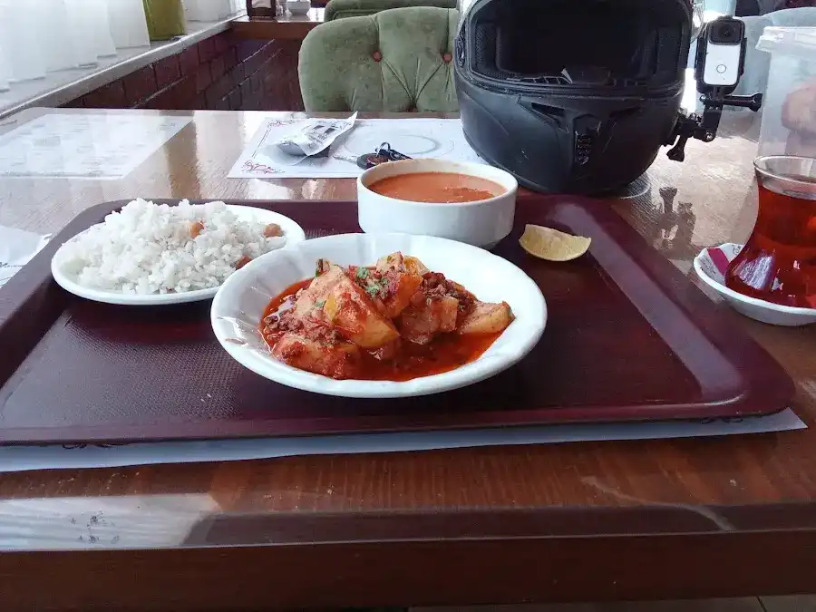 Kalecik Belediyesi Çınaraltı Restoran fotoğraf 2