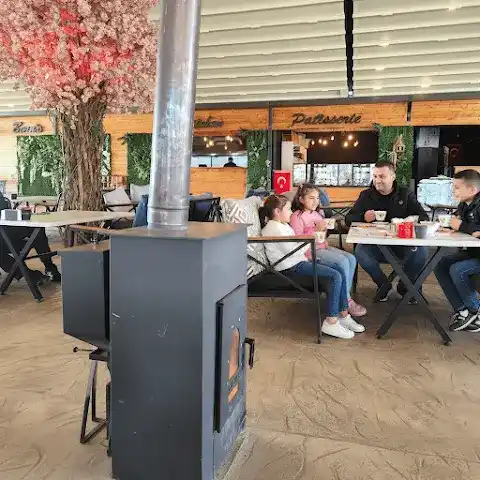 BF Lounge