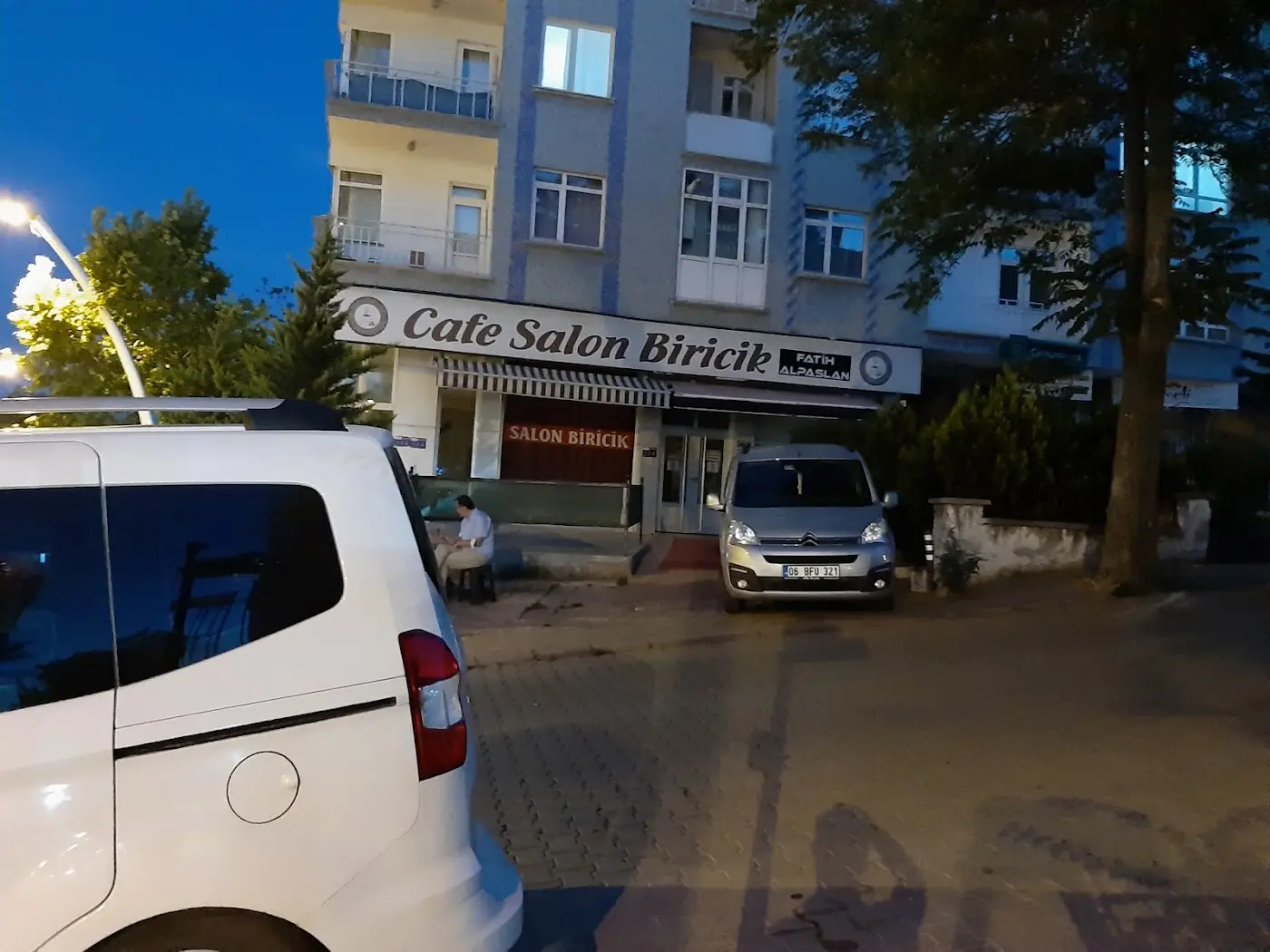 Cafe Salon Biricik