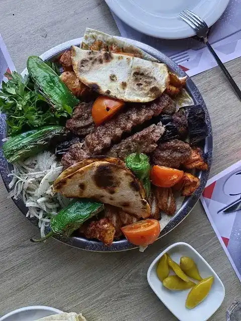 Keremzade Restoran fotoğraf 3