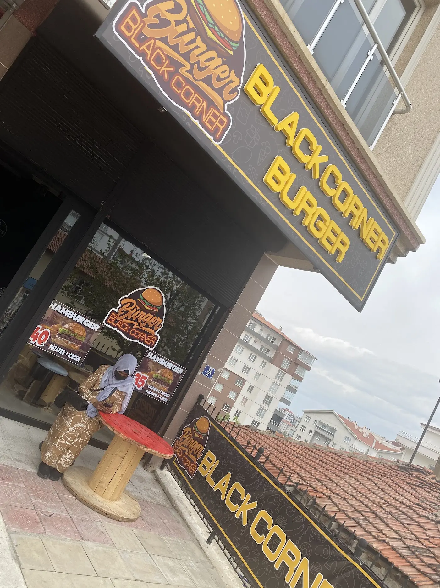 Black Corner Burger