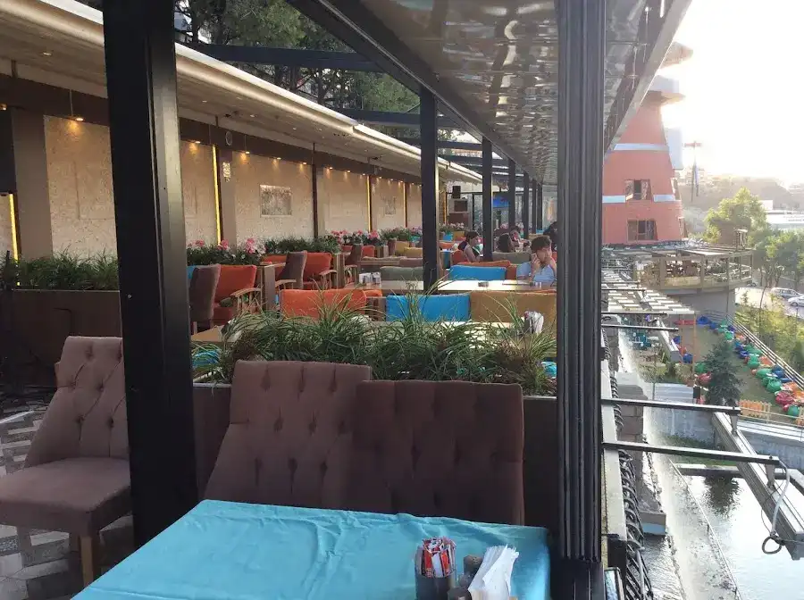 Şelale Cafe & Bistro