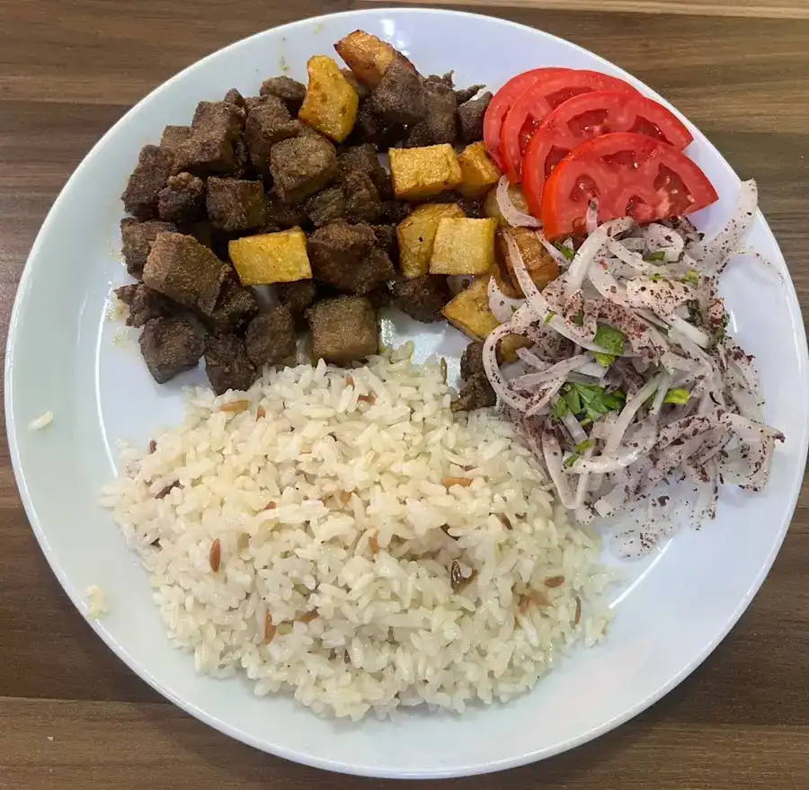 ünlü döner